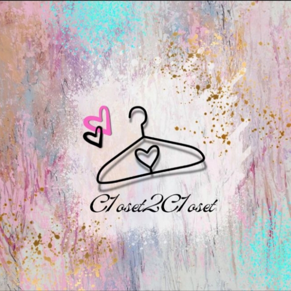 🤗SHARING IS CARING🤗 "SHARE SHOW" 🚨LIVE LISTING 🚨 @C1OSET2C1OSET - Picture 3 of 4